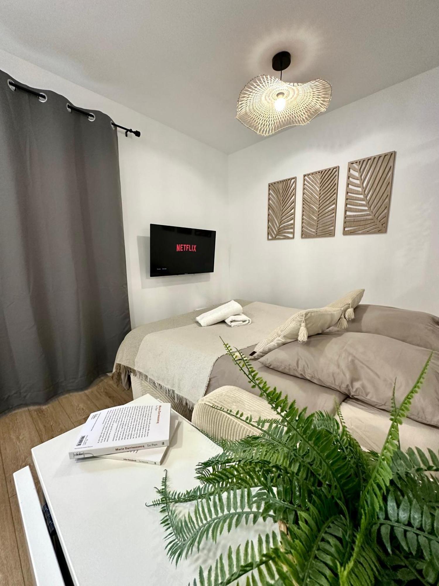 Apartment Le Cocon De - Hyper-centre, Standing & Confortable, Full Equipe *